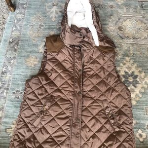 Preppy & Warm Brown Vest